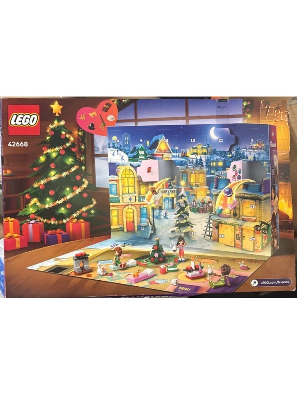 LEGO Friends Advent Calendar 42668 237 Pieces Holiday Building Set Box Wear